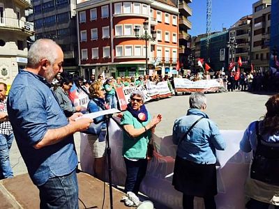 2015 05 01 ManifaPrimeiroMaioVilagarcia04.jpg